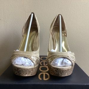 Bebe Illuma womens 8